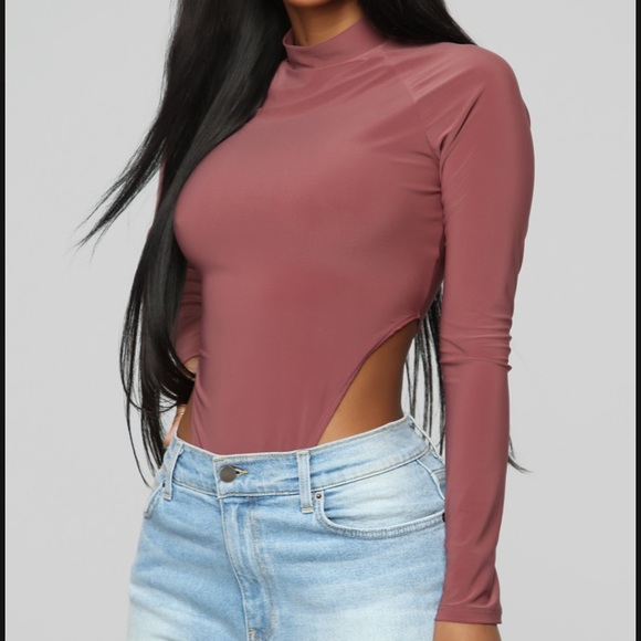 High leg bodysuit - Picture 2 of 7